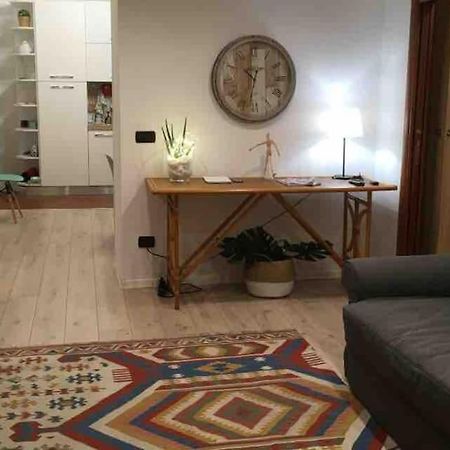 Apartmán Casa Via Toledo. Centralissima E Vicina Al Porto Neapol Exteriér fotografie