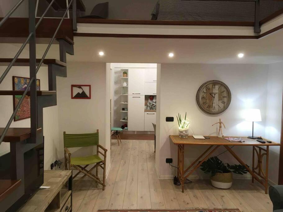 Apartmán Casa Via Toledo. Centralissima E Vicina Al Porto Neapol Exteriér fotografie