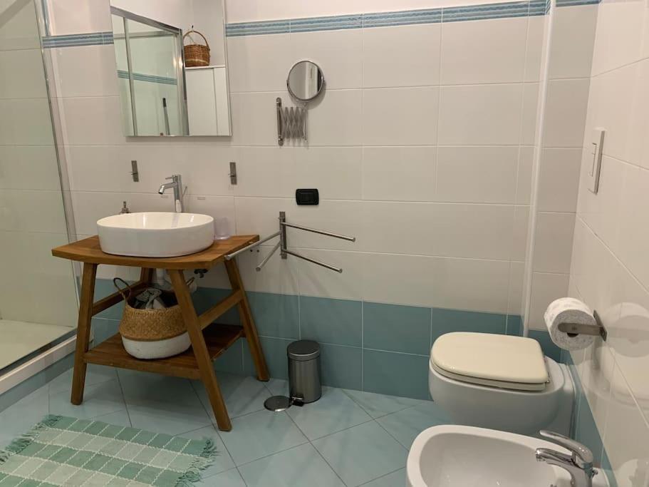 Apartmán Casa Via Toledo. Centralissima E Vicina Al Porto Neapol Exteriér fotografie